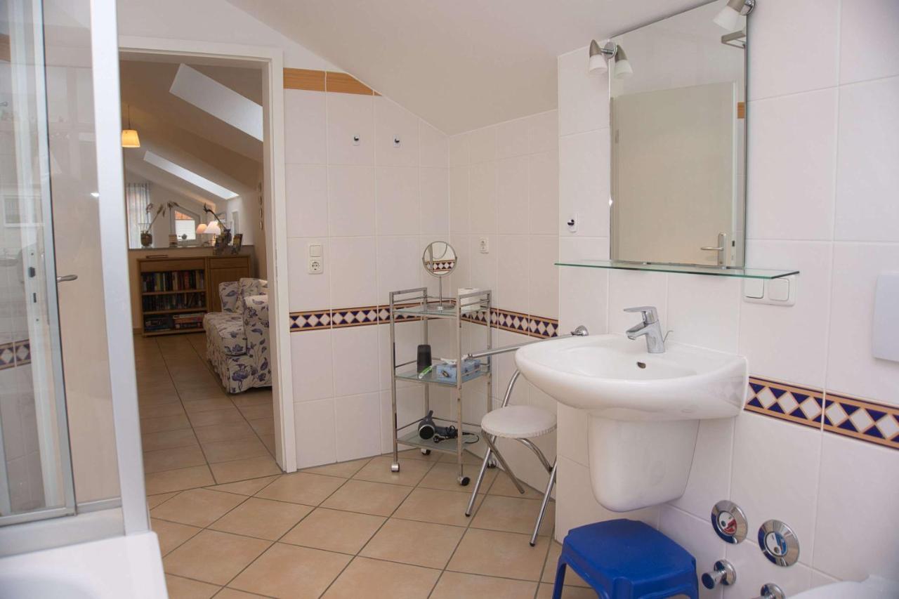 Balkon Mit Traumhaften Meerblick, Gratis Nutzung Vom Ahoi Erlebnisbad Und Sauna In Sellin Duenenhaus Fewo05 Goehren  Exterior foto